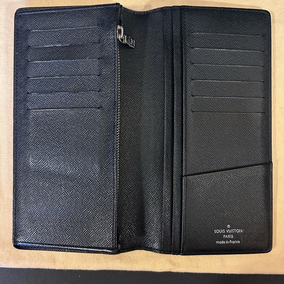 Authentic Louis Vuitton Damier Graphite Brazza Long Wallet - Picture 5 of 11
